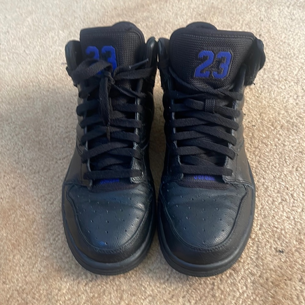 Men Jordan size 9.5